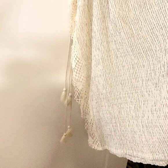 Tassle Tank - Picture 3 of 3